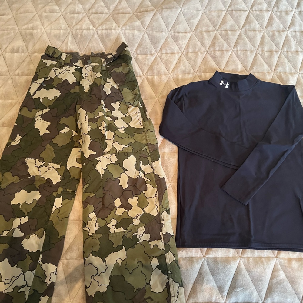Youth medium boys camouflage ski snow insulated pants & under armour black shirt